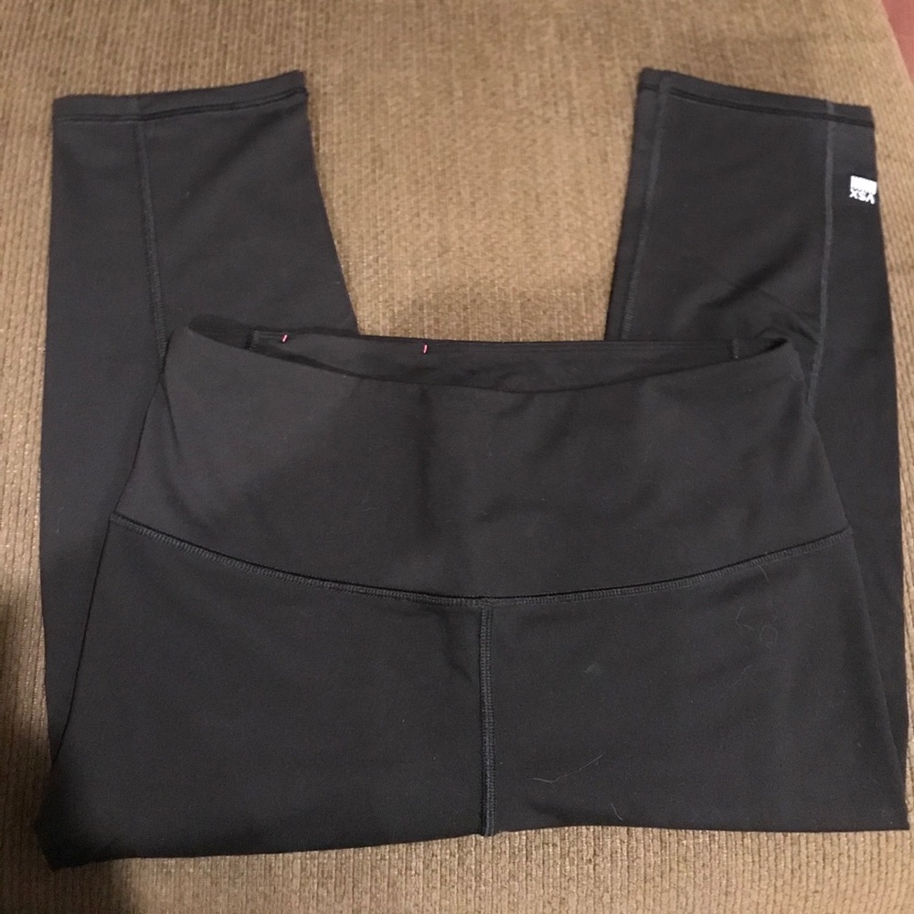 Victoria’s Secret Black Crop Athletic Leggings